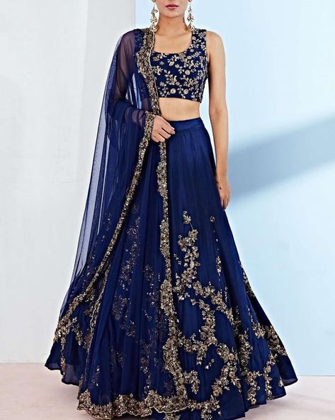 Custom Handmade Bridals From India | Worldwide Delivery 🌎 | Shop Now ✨ Whatsapp Blue And Gold Lehenga, Simple Choli, Banarasi Skirt, Saree Bridesmaid, Astha Narang, Sequins Lehenga, Green Cape, Indian Outfits Lehenga, Wedding Lehenga Designs