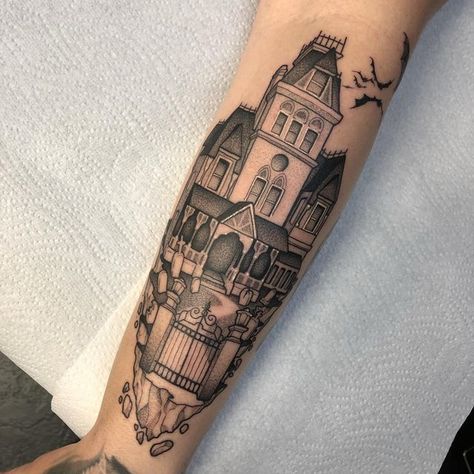 Hill House Tattoo Ideas, Victorian House Tattoo, Haunting Of Hill House Tattoo, Hill House Tattoo, Haunted Tattoo, Cemetery Tattoo, Haunted House Tattoo, Think Tattoo, House Tattoo