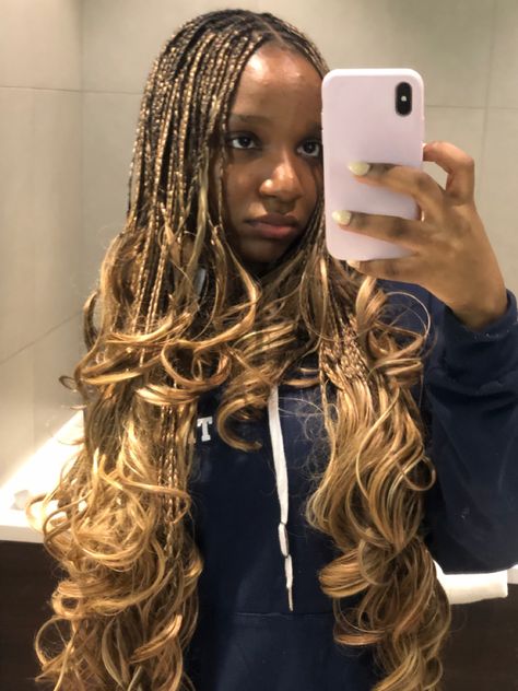 Braids With Straight Ends, Layered Braids With Curly Ends, December Braids, Blonde French Curl Braids, Layered French Curl Braids, Pretty Braid Styles, Curly Braided Hairstyles, French Curl Braids, French Curls