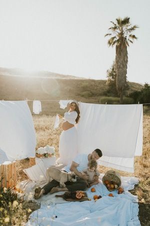 Italian Summer Vibes, Sailboat Engagement, Asha Bailey, Melissa Molinaro, Maternity Picture Outfits, Maternity Photography Poses Outdoors, Baby Announcement Photoshoot, Maternity Photography Outdoors, Family Maternity Photos