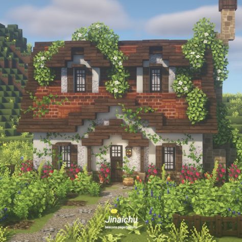 Medival Minecraft Cottage, Minecraft Cottage Floor Plans, Minecraft Cottage House Vanilla, Mincraft Idea Houses Midevil, Birch Cottage Minecraft, Minecraft Tugboat, Cobblestone House Minecraft, Pretty Minecraft Houses Cottage, Spruce Forest House Minecraft