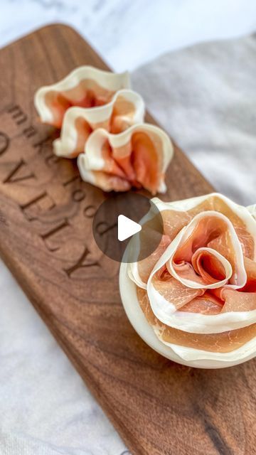 Salami Plate Ideas, Olives For Charcuterie Board, How To Make Prosciutto Roses, How To Fold Meat Charcuterie Board, Ways To Fold Prosciutto, Charcuterie Board With Prosciutto, Prosciutto Rose How To, How To Display Prosciutto, Prosciutto Flower How To