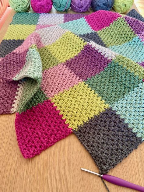 Crochet Patchwork Blanket, Crochet Square Blanket, شال كروشيه, Granny Square Crochet Patterns Free, Patchwork Blanket, Pola Sulam, Crochet Quilt, Crochet Afghans, Crochet Square Patterns