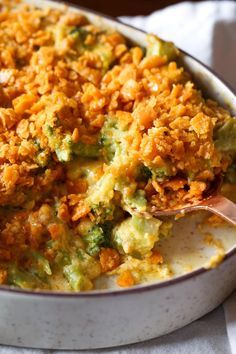 Broccoli Cheese Casserole is an easy side dish idea! This cheesy casserole recipe is a family favorite on holidays as well as weeknights. Add diced chicken to make it a meal! #cookiesandcups #sidedish #broccoli #casseroles Easy Cheesy Broccoli, Easy Broccoli Casserole, Broccoli Casserole Recipe, Broccoli Recipes Side Dish, Favorite Casserole Recipes, Cheesy Broccoli Casserole, Broccoli Side Dish, Broccoli Dishes, Vegetable Casserole Recipes