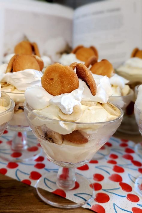 Food Nanny Desserts, Joanna Gaines Banana Pudding Recipe, Magnolia Table Banana Pudding, Aunt Opal's Banana Pudding, Joanna Gaines Bread Pudding, Joanna Gaines Banana Pudding, Magnolia Table Recipes Dessert, Joanna Gaines Recipes Desserts, Magnolia Table Recipes Joanna Gaines