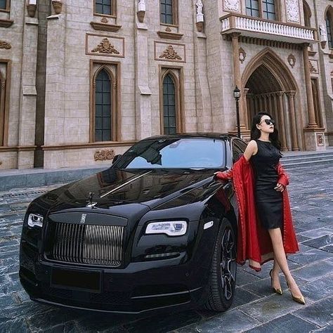 Tmax Yamaha, Luxury Cars Rolls Royce, Luxury Lifestyle Fashion, Luxury Lifestyle Women, New Sports Cars, Cheap Car Insurance, Classy Cars, Luxury Suv, Expensive Cars