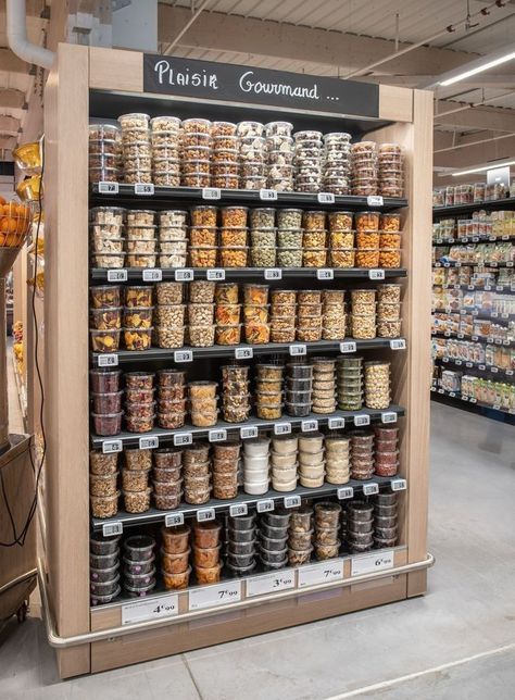 Supermarket Ideas, Supermarket Design Interior, Store Shelves Design, Shop Shelving, Bakery Shop Design, Bakery Design Interior, Vegetable Shop, Grocery Store Design, Retail Store Interior Design