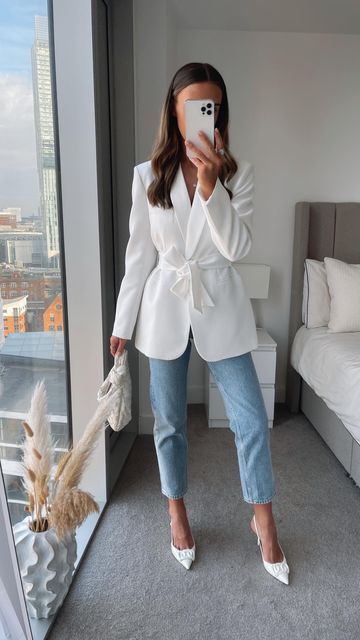 Zara White Blazer Outfit, Zara 2023 Spring Summer Women, Zara Outfit Inspiration, Outfit Blazer Blanc, Zara Work Outfit, Zara Outfit 2023 Spring, Zara Outfit Ideas Chic, Zara Outfit 2023 Summer, White Blazer Outfits For Women