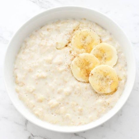 Easy Porridge Recipes, Banana Porridge Recipes, Banana Oatmeal Recipe, Banana Porridge, Banana Recipes Overripe, Delicious Healthy Breakfast Recipes, Slow Cooker Oatmeal, Oatmeal Porridge, Haut Routine