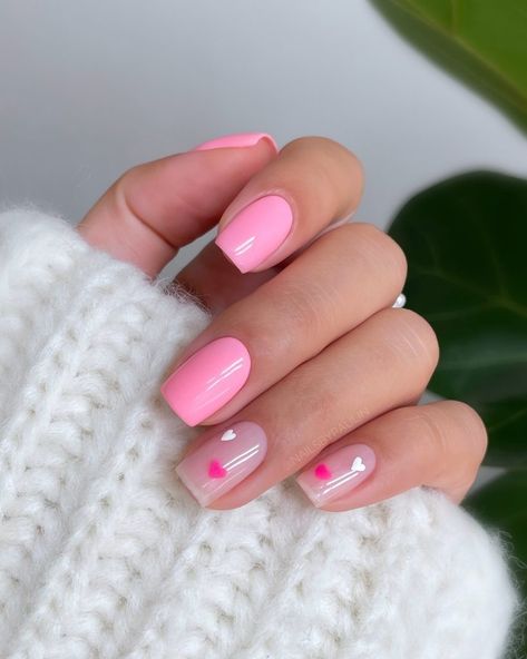 23+ Really Cute & Simple Nail Ideas For 2024 - DrExplains Cute Easy Nail Designs, Pink Summer Nails, Pink Gel Nails, Cute Simple Nails, Pink Manicure, Pink Gel, Summery Nails, Pink Nail Designs, Manicure Ideas