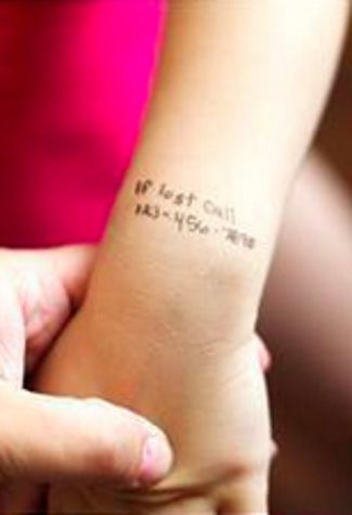 15 Tips And Tricks To Outsmart Everyone At The Theme Park | New one for me - have kids write their parents' phone number on wrist then use Skin Shield to protect the info, in case someone wanders off Number Tattoos, Temp Tattoo, Family Trips, Diy Tattoo, Child Safety, Temporary Tattoos, Temporary Tattoo, Theme Park, Phone Numbers