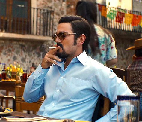 Narcos Outfit Men, Narcos Mexico, 1940s Mens Fashion, Daniel Bruhl, Favorite Tattoos, Diego Luna, Miguel Angel, Mens Fashion Suits, Teen Wolf