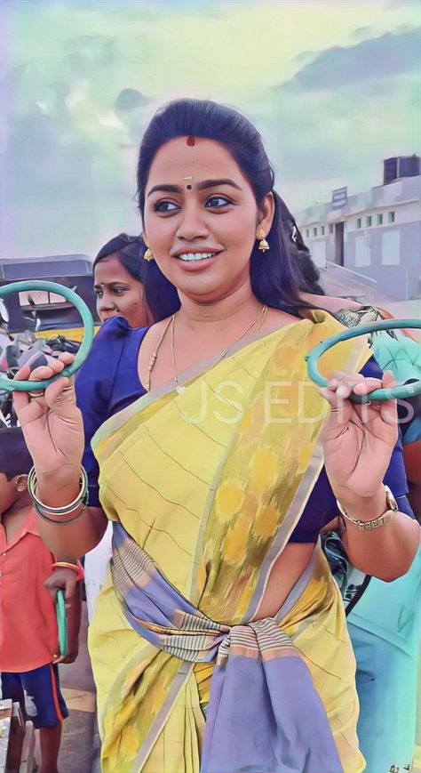 Gayathri Yuvaraj, Roja Hot, Sneha Actress, Durga Mantra, Nazriya Nazim, Saree Hairstyles, Iranian Beauty, Serial Actress, Hot Poses