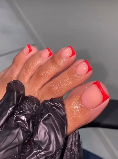 Nail Ideas Feet Summer, Red French Tip Nails Pedicure, Cute Acrylic Toes Design, Toe Nail Valentine Designs, Red Acrylics Nails, Short Red Tip Acrylic Nails, Acrylic Nails Toes Art Designs, Red Mani And Pedi, Valentines Nails And Toes