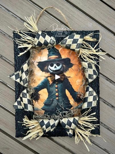 Creepy Scarecrow Busted Canvas | Let’s make one more busted canvas, Halloween style, on Craft Round the Clock.  #bustedcanvas #scarecrow #creepy #Halloween | By Deeda’s Crafts and CreationsFacebook How To Make Busted Canvas Art, Busted Canvas Crafts Halloween, Halloween Busted Canvas, Busted Canvas Crafts, Exploding Canvas, Creepy Scarecrow, Busted Canvas, Farmhouse Printables, Scary Halloween Decorations Diy