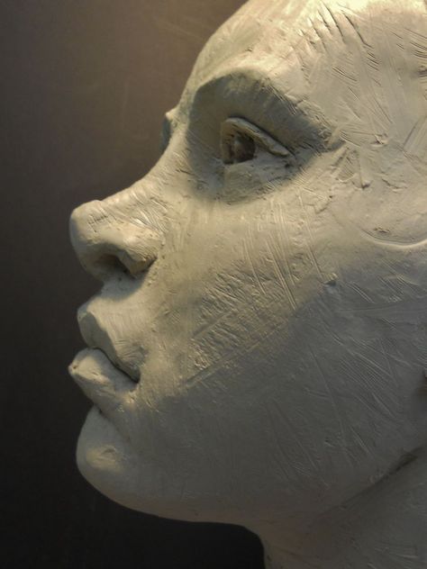 Sculpted Faces Clay, Face Sculpture Reference, Clay Head Sculpture Ideas, Clay Art People, Clay Portrait Sculpture Faces, 3d Art Clay, Sculpting Faces Clay, Clay Faces Sculpture, How To Sculpt A Face With Clay