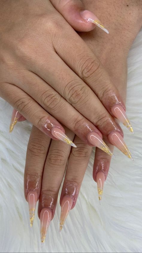 Pretty Stiletto Nails, French Stiletto Nails Design, French Stiletto Nails, Stiletto Nails Design, French Stiletto, June Nails, Acrylic Nails Stiletto, Stilleto Nails Designs, Posh Nails