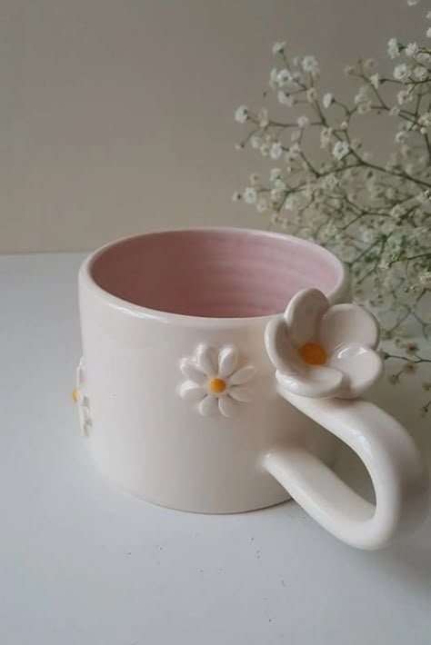 Clay Mugs Handmade, Ceramica Ideas, Diy Pottery Painting, Mug Pottery, Diy Mugs, Pretty Mugs, Mug Ideas, Tanah Liat, Pottery Inspo