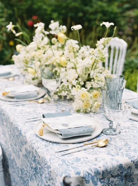 French Countryside Table Setting, Floral Table Linen Wedding, French Country Wedding Flowers, Blue Floral Tablecloth Wedding, French Countryside Wedding Theme, French Garden Wedding Theme, Blue Tablecloth Wedding, Floral Tablecloth Wedding, French Summer Wedding