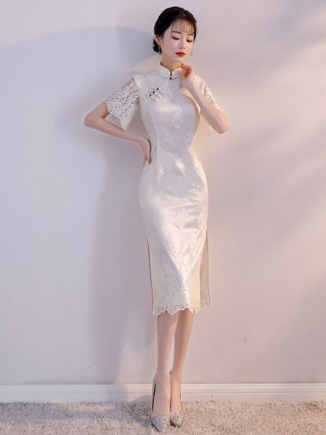 White Lace Mid Qipao / Cheongsam Part Dress with Bell Sleeve - CozyLadyWear Chinese Dress Modern, Chinese Prom Dress, Japanese Fashion Women, Chinese Cheongsam Dress, Chinese Fancy Dress, Chinese Cheongsam, Girls Long Dresses, Qipao Cheongsam, Traditional Chinese Dress