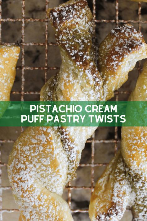 Pistachio Recipes Healthy, Cream Puff Pastry, Pastry Twists, Puff Pastry Twists, Puff Dessert, Pistachio Dessert, Puff Pastry Cream Puffs, Pastries Recipes Dessert, Pistachio Recipes