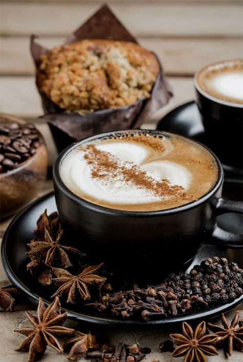 winter spice latte Winter Latte Recipes, San Francisco Winter, Mulling Spices, Ginger And Cinnamon, Herb Seasoning, Espresso Shot, Spiced Coffee, Holiday Coffee, Spice Blends