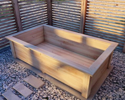 Home page - DIY projects plans Planter Box Diy, Garden Box Plans, Planter Box Designs, Large Planter Boxes, Planter Box Plans, Raised Garden Bed Plans, Cedar Planter Box, Raised Garden Planters, Raised Planter Boxes