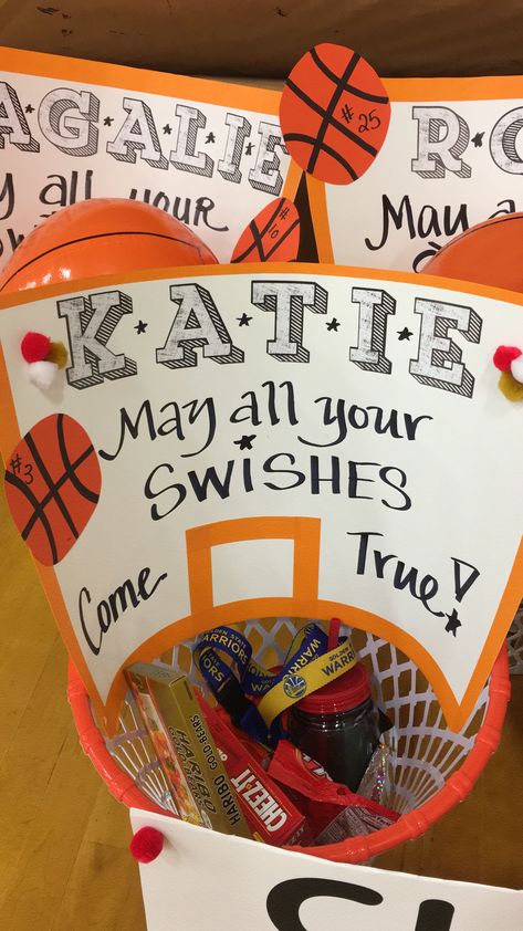 Senior Night Girls Basketball Gift Ideas Basketball Gifts For Players Diy, Senior Night Gift Baskets Basketball, Senior Night Girls Basketball Gifts, Basketball Senior Night Baskets, Sr Night Basketball Gifts, Senior Gift Ideas Basketball, Senior Night Basket Ideas Basketball, Senior Night Basketball Baskets, Team Gifts Basketball