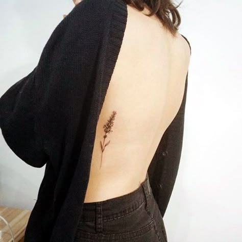 40 Impossibly Brilliant Tattoo Placement Ideas For Pros - Bored Art  Placement Wildflowers Tattoo, Delicate Flower Tattoo, Tattoo Placement Ideas, Petit Tattoo, Lavender Tattoo, 문신 디자인, Little Tattoos, Back Tattoos, Tattoo Designs For Women