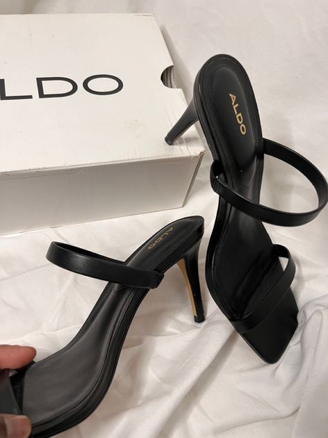 Black 4” Aldo heel Snapchat Makeup, Aldo Heels, Aldo Shoes, Black Heels, Me Too Shoes, Toronto, 4 Inch, Sandals Heels, Original Box