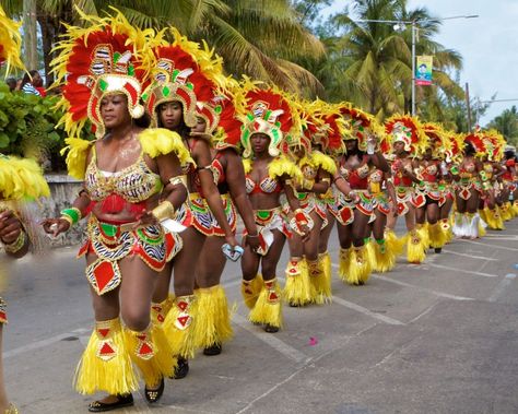 Bahamian Junkanoo: The Celebration of Life and Culture  #bahamas #itsbetter #travel #ttot Bahamas Culture, Bahamian Culture, Bahamas Junkanoo, Carribean Carnival Costumes, Las Bahamas, Carnival Splendor, Bahamas Honeymoon, Carnival Girl, Aztec Civilization