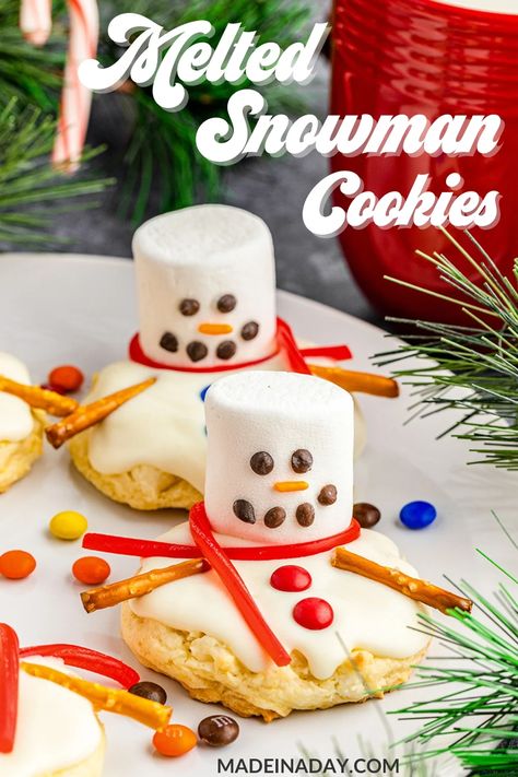 Make the cutest cookies this year! Melted Snowman Cookies made with marshmallows, white chocolate and a box of cake mix. Perfect for parties or cookie exchanges! melting snowman cookies, melted snowman cookie recipe, melted snowman treats, Cherry Cheesecake Dump Cake, Snowman Cookies Recipe, Cheesecake Dump Cake, Melted Snowman Cookies, Snowman Treats, A Simple Christmas, Snowman Cake, Melted Snowman, Cookies From Scratch