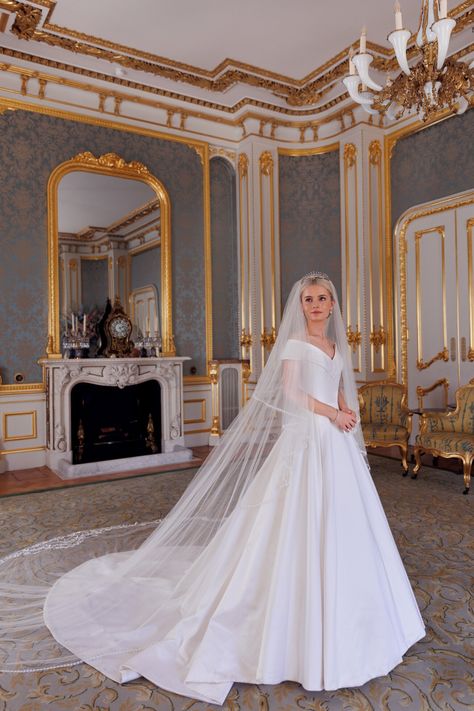 Phillipa Lepley bride Skylar | Phillipa Lepley Philippa Lepley, Italian Cathedrals, Phillipa Lepley, Lancaster House, Couture Wedding Dress, Bespoke Wedding Dress, White Italian, House London, French Silk