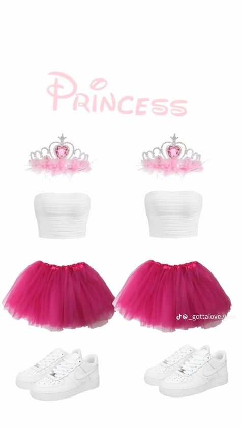 Preppy Princess Costume, Cute Preppy Halloween Costumes, Preppy Halloween Costume For 2, Cute Costumes For Best Friends, Preppy Costumes, Last Min Halloween Costumes, Bff Halloween Costumes For 2, Twin Costume Ideas, Costume Duos