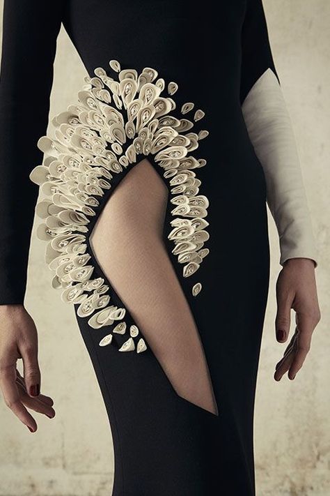 Fashion Design Inspiration, Detail Couture, Stephane Rolland, Christian Lacroix, Looks Style, Mode Inspiration, Street Styles, Fashion Details, Costume Design