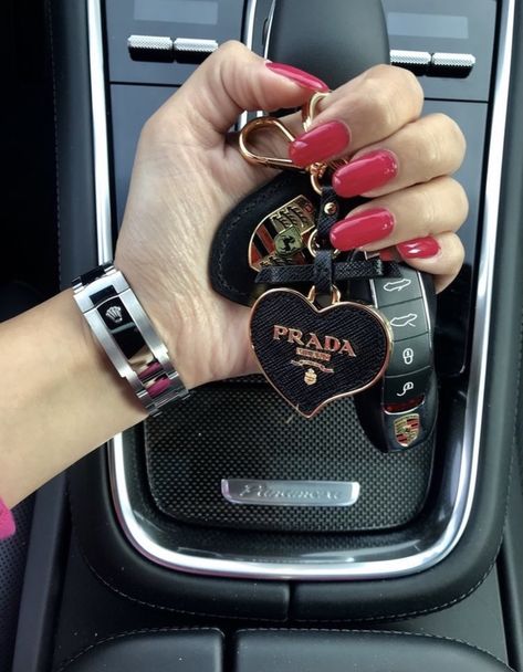 Porsche Keychain, Porsche Keys, Prada Keychain, Bf Bday, Porsche Key, Porsche Accessories, Porche Car, Birkin Mom, Car Outfit