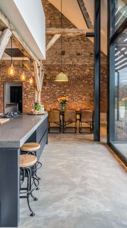 Top 50 Best Industrial Interior Design Ideas - Raw Decor Inspiration Island Kitchens, Warm Industrial, Industri Modern, Minimalist Dekor, Kitchens Ideas, Old Brick Wall, Decorating Kitchen, Urban Sophistication, Organization Kitchen