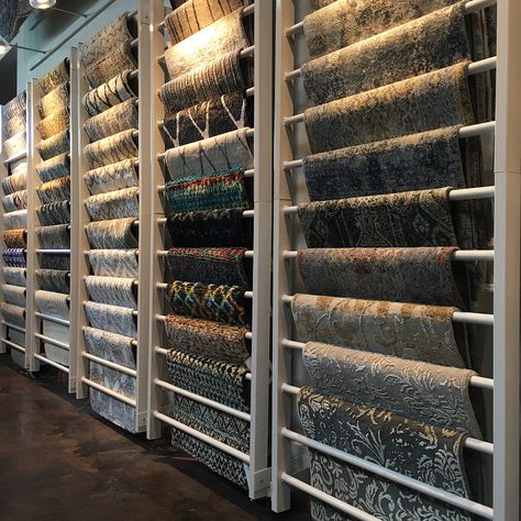 Tailoring Shop Interior Design, Carpet Store Design, Elevated House Design, Baroque Interior Design, Fabric Store Displays, Fabric Store Design, Store Design Boutique, Carpet Stores, Showroom Display