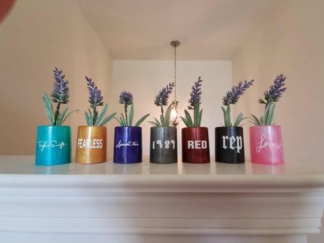 Resin And Vinyl, Painting Pots, Change Jar, Painted Pots, Plant Pots, Pencil Holder, Shot Glasses, My Favorite Part, White Vinyl