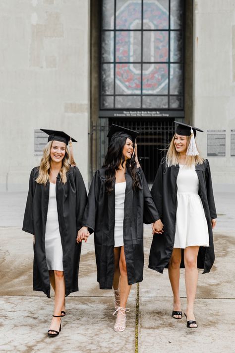 Graduation Day Poses With Friends, Grad Photo Dress, Ohio State Graduation Pictures, Graduation Dress With Cap And Gown, Graduacion Aesthetic, Convocation Dress Graduation, Graduation Photos With Friends, Convocation Outfit Graduation, Graduation Party Ideas Aesthetic