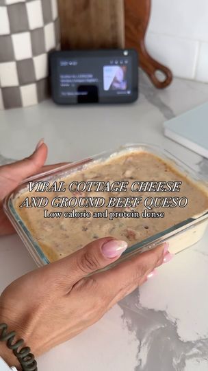 3.4K views · 336 reactions | Cottage cheese and beef queso!! 

I’ve tried cottage cheese queso before but a cute client of mine sent me it with meat and rotel and I had to try!

What you need: 

Ground meat 92% lean or higher 
Taco seasoning 
1.5 cups of cottage cheese
1 can of rotel 
1/4th cup of fiesta cheese 
Garlic powder, onion powder, salt and pepper 
I also added nutritional yeast to make it more cheesy but you don’t have too! 

Cook meat on medium heat, add half the taco seasoning packet, mix.

While that cooks, add cottage cheese, fiesta cheese, the rest of the taco seasoning, garlic powder or salt, onion powder, a splash of water, and nutritional yeast if you want it to be “cheesier.” Blend it REALLY well!

After that measure 4 oz (or you can do more) of meat, pour the cottage ch Cottage Cheese Rotel Taco Dip, Cottage Cheese Queso, Cheese Queso, Cook Meat, Cheese Tacos, Splash Of Water, Taco Seasoning Packet, Queso Cheese, Taco Meat