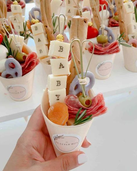 Easy Baby Shower Brunch Food Station & Bar Ideas - One Sweet Nursery Shower Finger Food Ideas, Baby Shower Finger Food Ideas, Food Ideas Appetizers, Baby Shower Finger Foods, Shower Appetizers, Finger Food Ideas, Charcuterie Cups, Baby Shower Menu, Waffle Bar