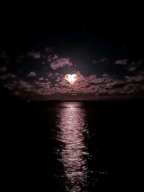 Moon Vibe, Symbolism Art, Lake Night, Art Conservation, Expression Art, Art Critique, Masterpiece Art, Conservation Art, Vibe Aesthetic