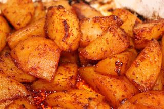 Bbq potatoes Bbq Boiled Potatoes, Barbeque Potatoes, Bbq Potatoes Recipes, Barbecue Potatoes, Starch Recipes, Bbq Potatoes, Bbq Spice, Seasoned Potatoes, Stewed Potatoes