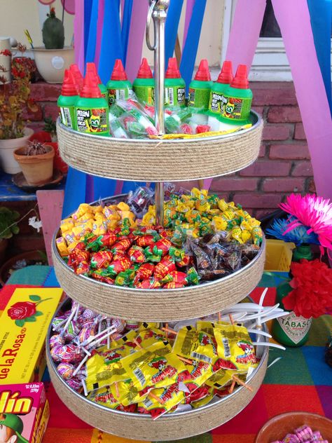 Mexican candies Corn Station Mexican, Mexican Candy Cart Ideas, Mexican Sweets Table Ideas, Mexican Candy Bar Ideas For Parties, Mexican Candy Dessert Table, Mexican Sweet Table Ideas, Mexican Theme Dessert Ideas, Candy Trays For Parties, Mexican Candy Table Ideas Wedding