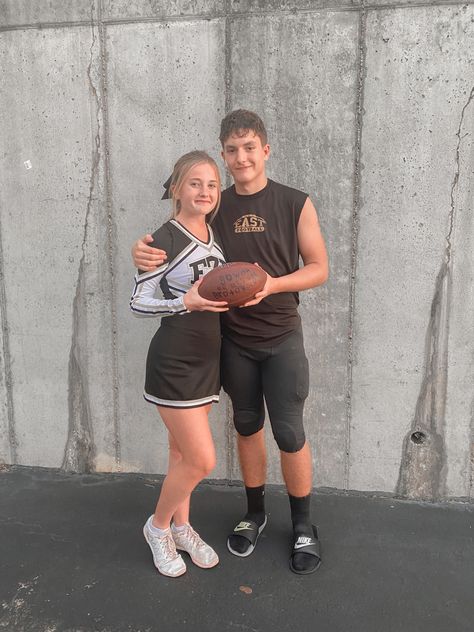 Football Cheer Couples, Football Bf And Cheer Gf Pics, Cheerleader Couple, Football Cheerleader Couple Pictures, Football Player Cheerleader Couple, Cute Couple Pics Football And Cheer, Football Cheerleader Couple, Cheer Couples, Football Cheerleaders