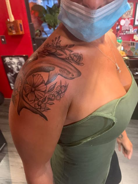 Shark Shoulder Tattoo, Ocean Shoulder Tattoo, Shark Tattoos For Women, Biology Tattoo, Coral Tattoo, Front Shoulder Tattoos, Shark Tattoo, Shark Tattoos, Forearm Tattoo Women