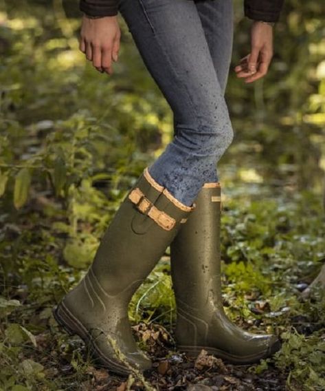 Insulated Rubber Boots, Ariat Western Boots, Stuck In The Mud, Waterproof Leather Boots, Ariat Boots, Insulated Boots, Womens Riding Boots, Wellington Boot, Muck Boots