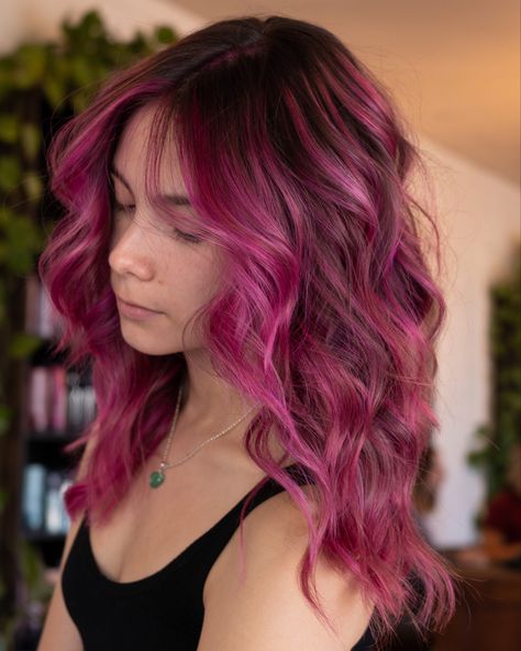 Strawberry Pink Balayage, Red Pink Balayage Hair, Colored Bayalage Hair, Black And Pink Balayage, Magenta Balayage Brunette, Red Hair Root Smudge, Dark Brown To Pink Balayage, Pink Baylage Hair Brunettes, Pink Balyage Long Hair Brunettes