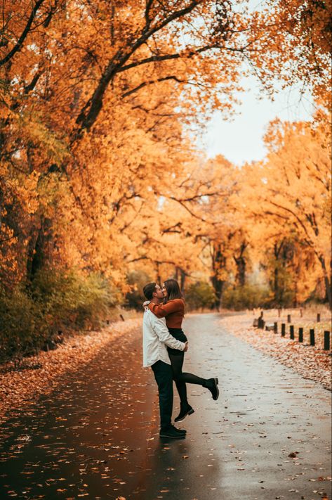 Engament Picture Ideas Fall, Couple Fall Captions For Instagram, Rainy Fall Engagement Pictures, Fall Time Couple Pictures, Fall Married Couple Pictures, Fall Wedding Couple Pictures, Engagement Photos In November, Fall Relationship Pictures, Fall Inspired Couple Photoshoot